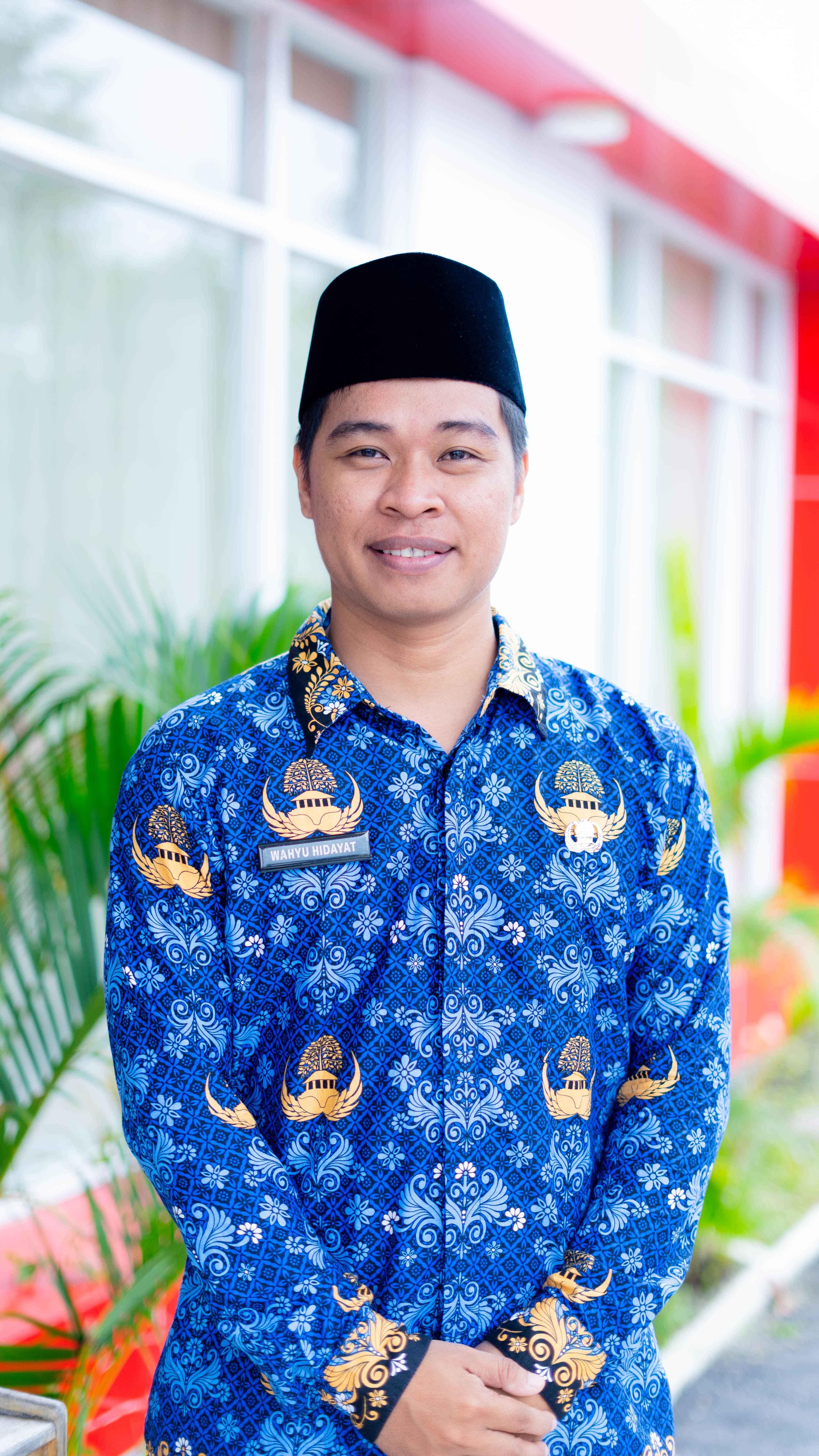 WAHYU HIDAYAT, S.Sos