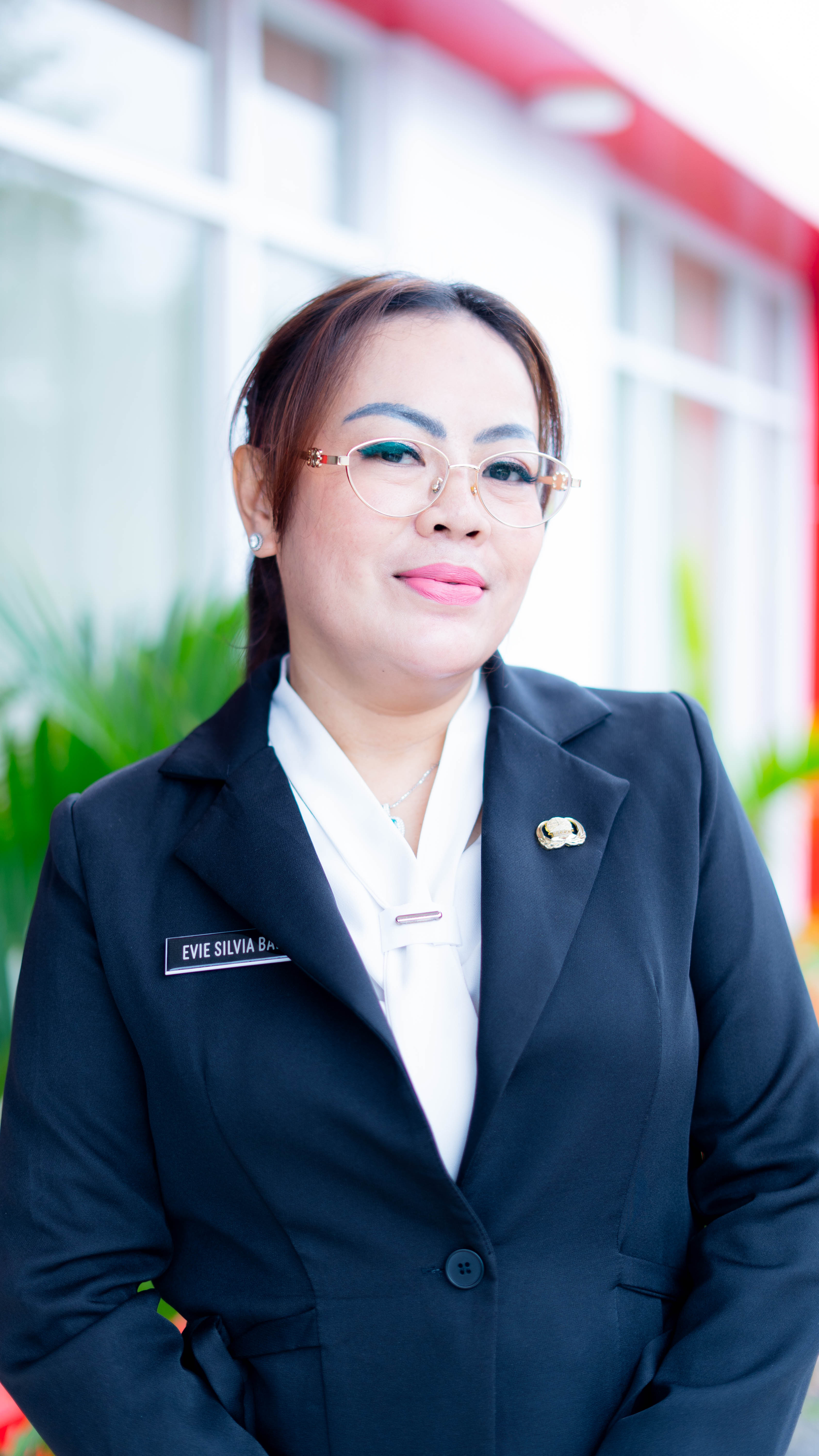 EVIE SILVIA BABOE, ST